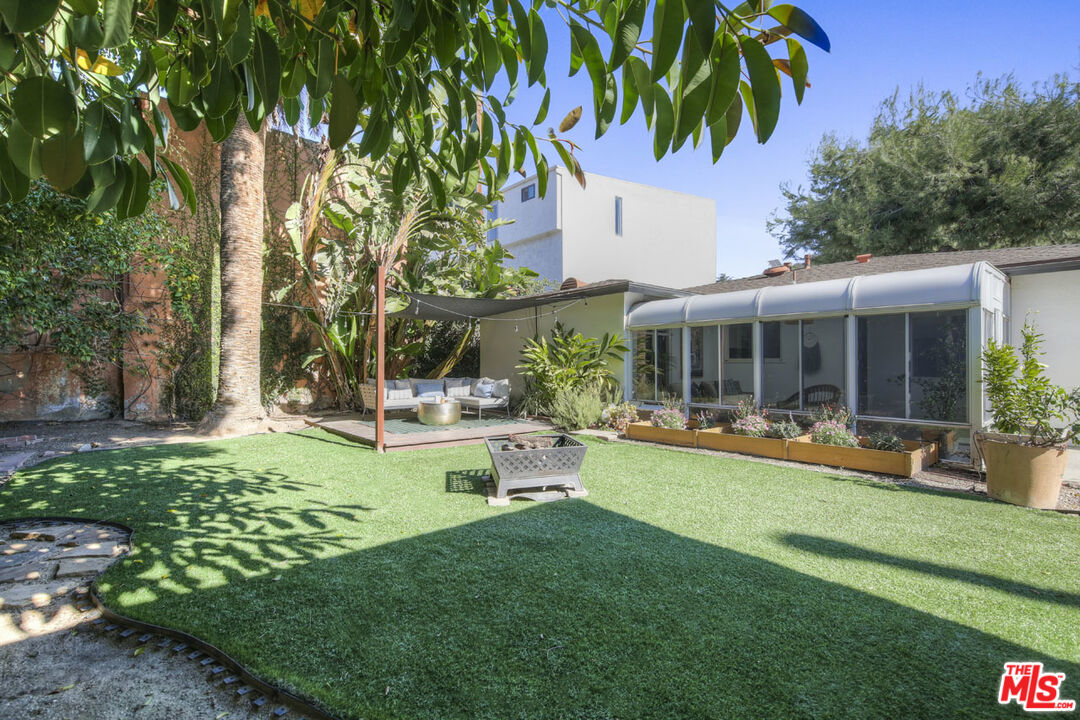2145 Griffith Park Boulevard Los Angeles, CA 90039 - Photo 27 of 38 a view of a house with swimming pool and sitting area