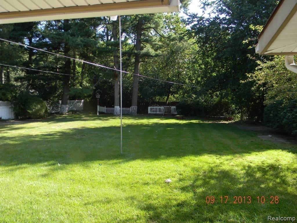18266 Berg Road Detroit, MI 48219 - Photo 16 of 16 DSCN6856.JPG