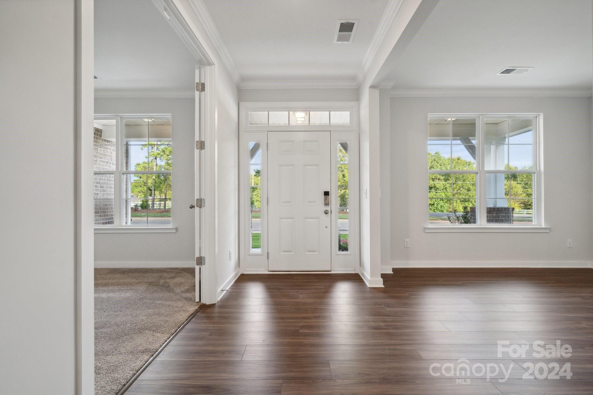 10316 Idlewild Road Matthews, NC 28105 - Photo 3 of 37 Gallery Image 3