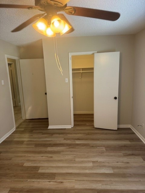 6026 Coral Ridge Road Houston, TX 77069 - Photo 28 of 34 Closets in 2nd bedroom