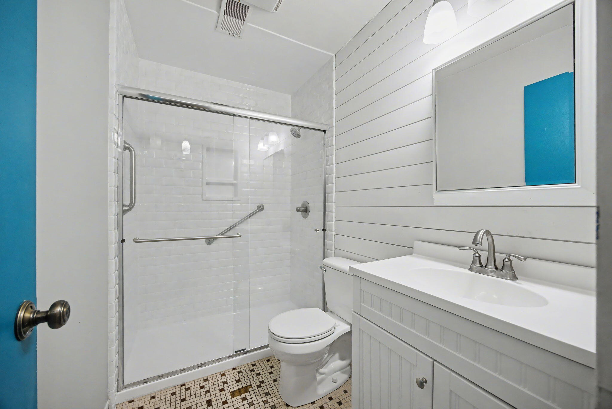 421 Redding Road, Unit 71 Lexington, KY 40517 - Photo 17 of 28 421 BR 1