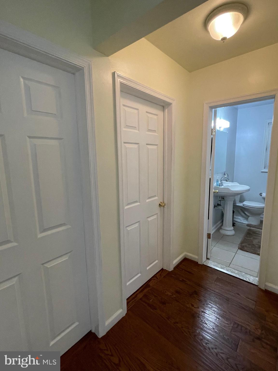 7527 North Point Road Baltimore, MD 21219 - Photo 14 of 40 main level hallway