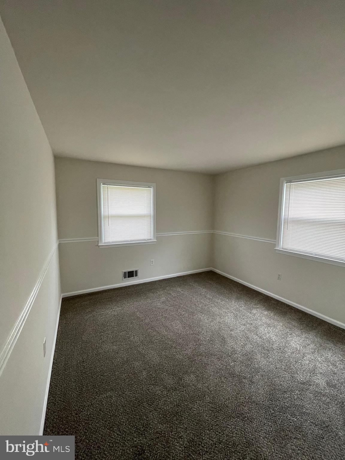 7527 North Point Road Baltimore, MD 21219 - Photo 18 of 40 Bedroom #2