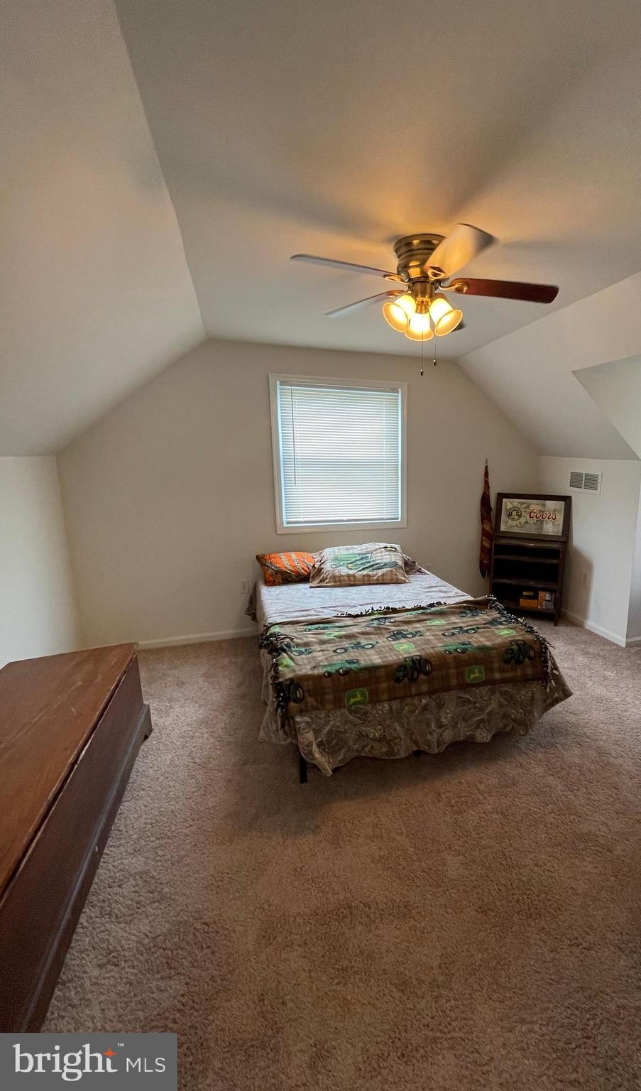 7527 North Point Road Baltimore, MD 21219 - Photo 23 of 40 2nd level bedroom #4