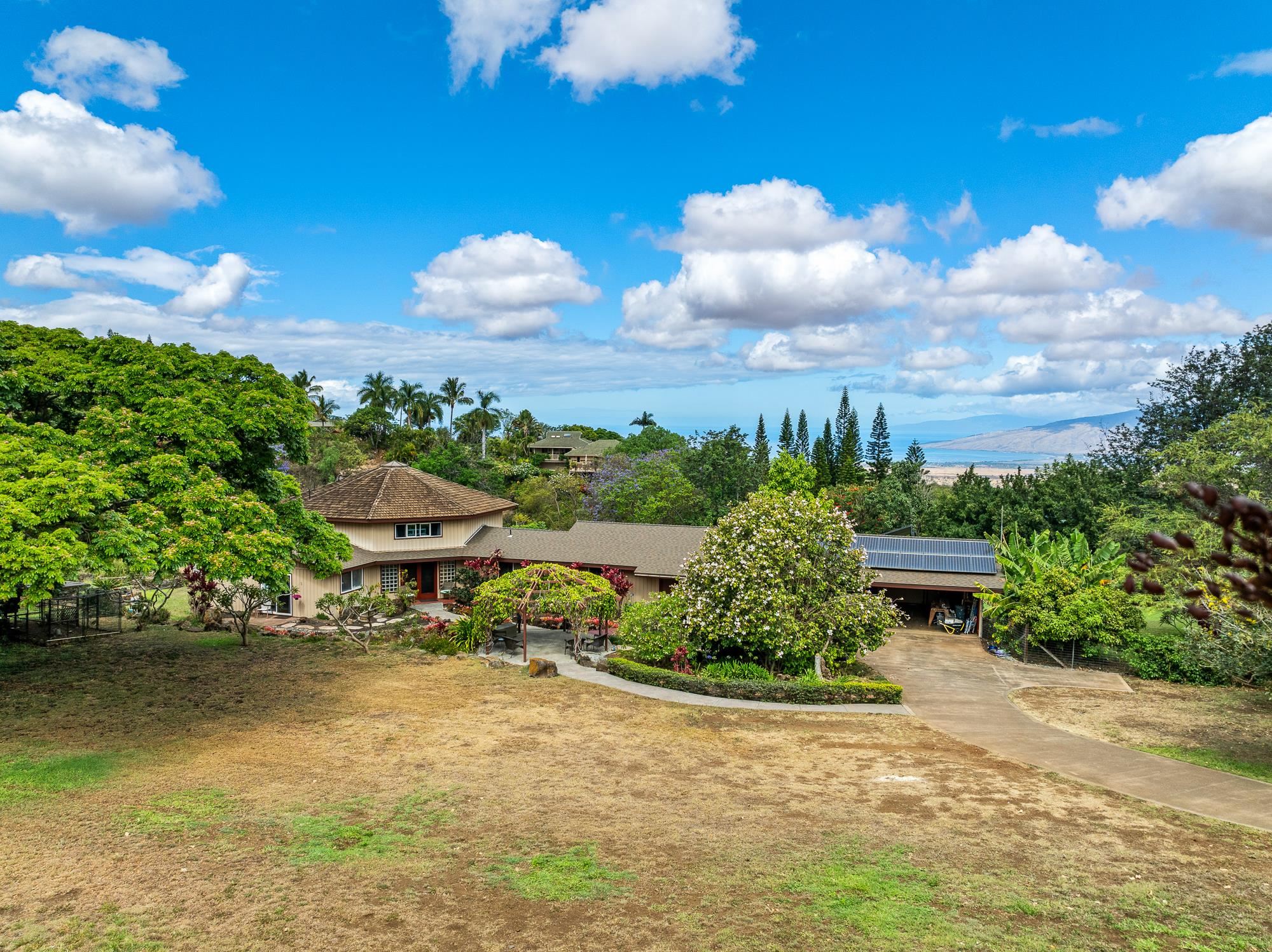 20 Pea Place Kula, HI 96790 - Photo 27 of 49 a garden view with a lake view