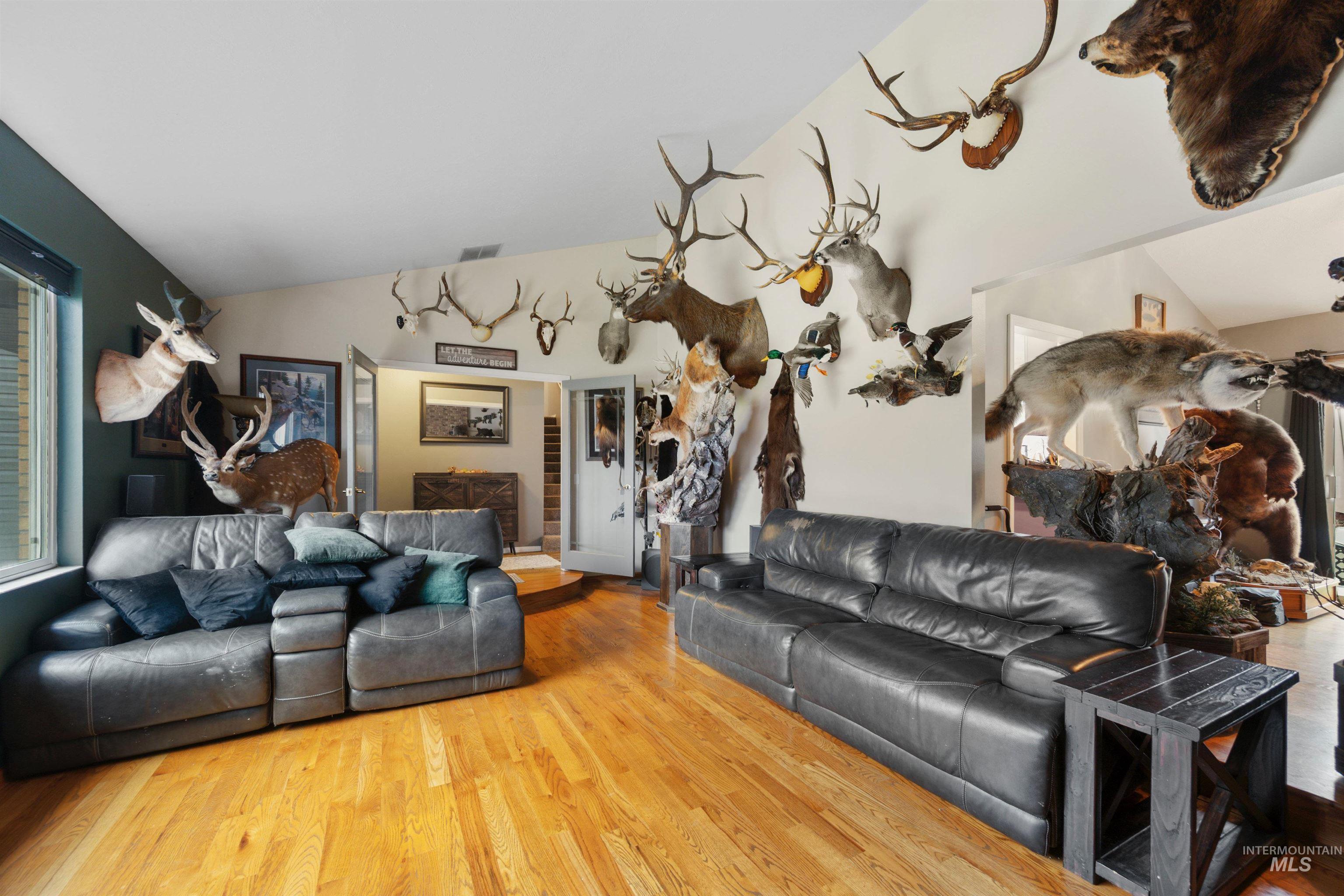 1310 South Cotterell Way Boise, ID 83709 - Photo 9 of 35