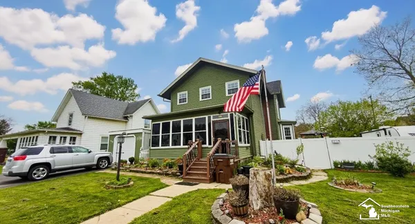 $249,900 | 230 East Center Street, Petersburg, MI 49270