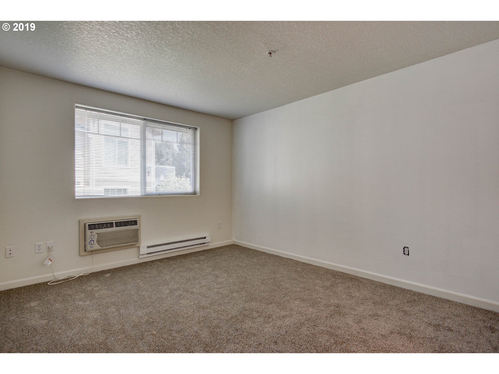 14735 Southwest Sandhill Loop, Unit 201 Beaverton, OR 97007 - Photo 21 of 30 Gallery Image 21