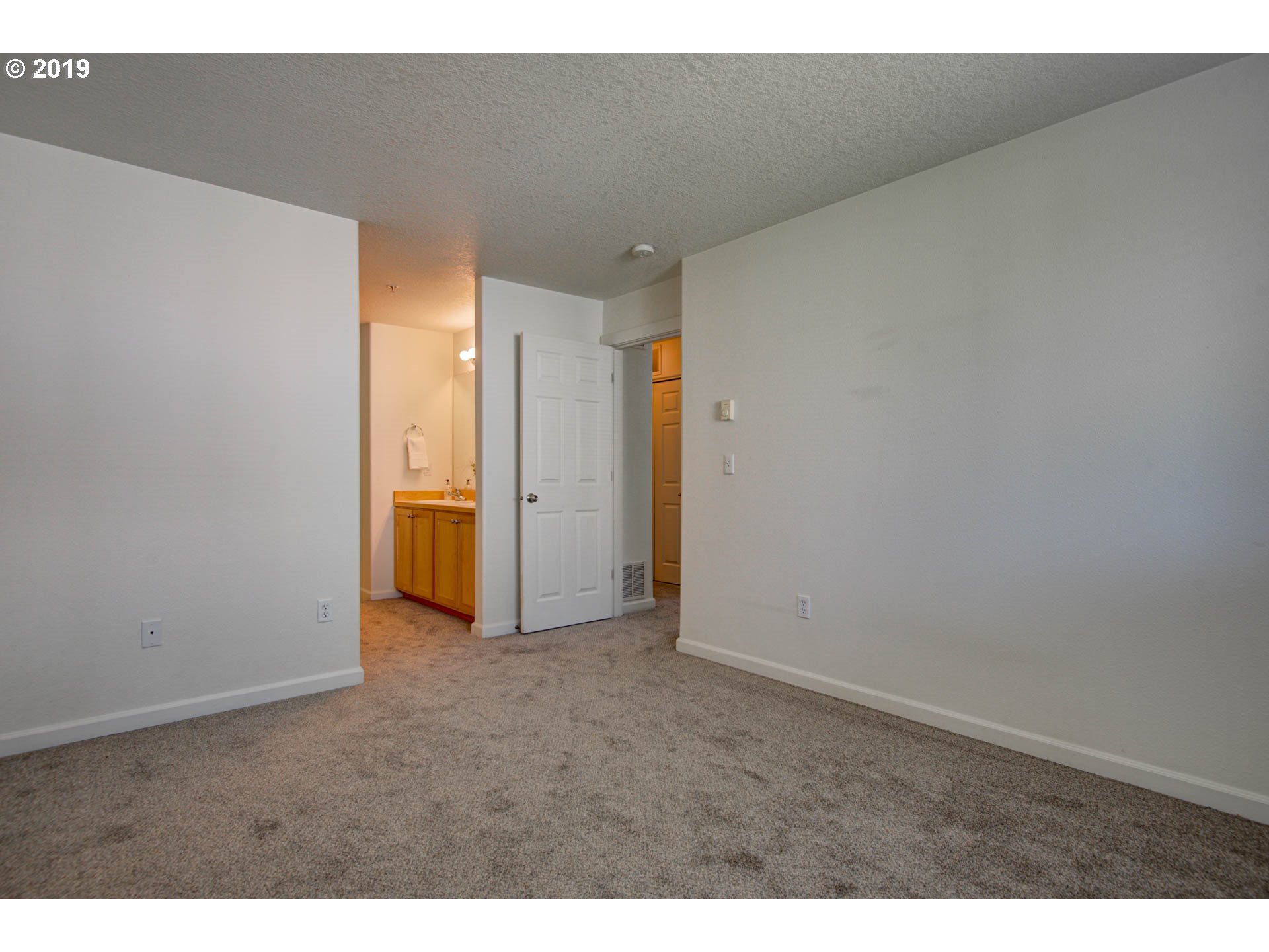 14735 Southwest Sandhill Loop, Unit 201 Beaverton, OR 97007 - Photo 22 of 30 Gallery Image 22