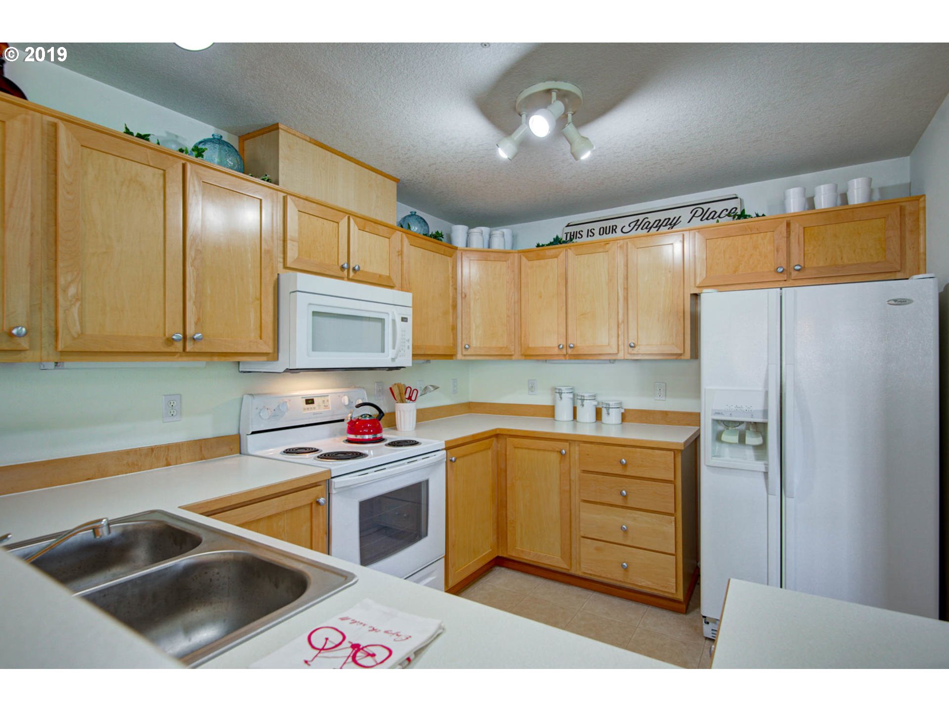 14735 Southwest Sandhill Loop, Unit 201 Beaverton, OR 97007 - Photo 5 of 30 Gallery Image 5