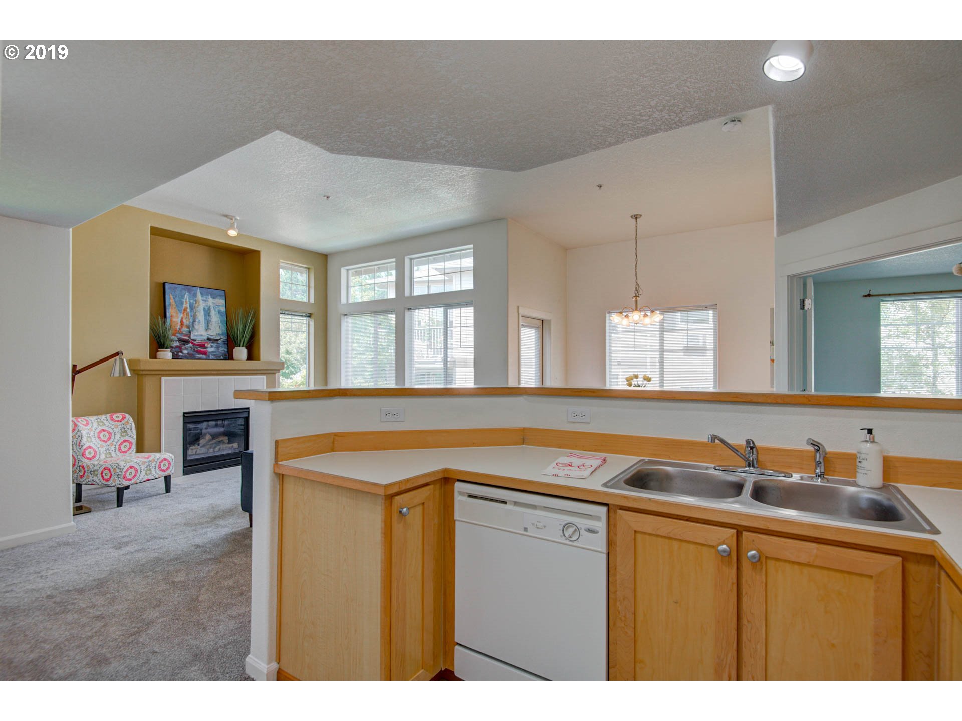 14735 Southwest Sandhill Loop, Unit 201 Beaverton, OR 97007 - Photo 6 of 30 Gallery Image 6