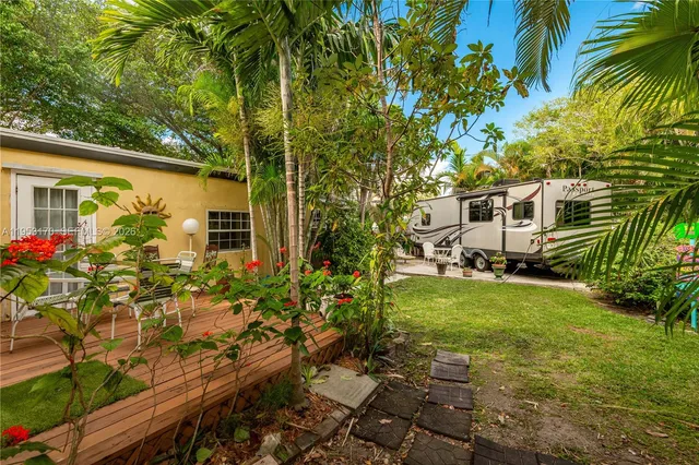 $795,000 | 1611 Fletcher Street, Hollywood, FL 33020