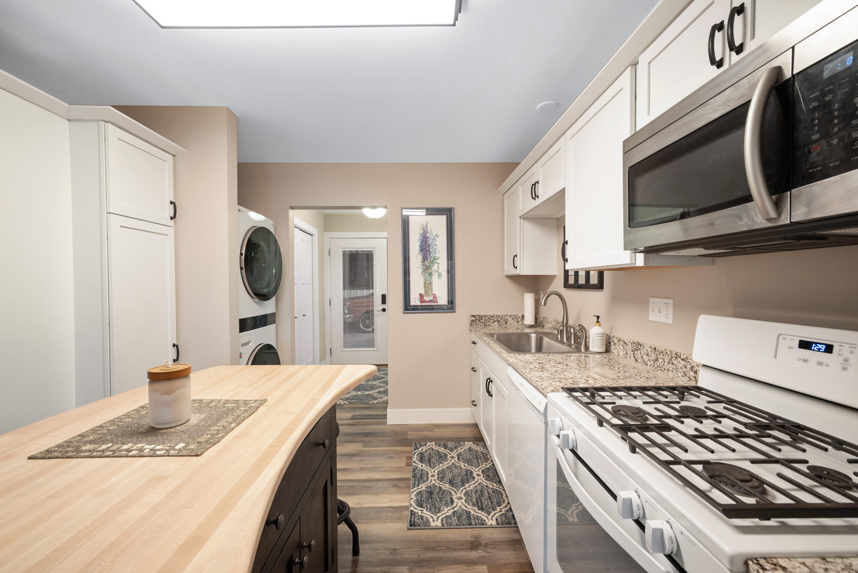 6163 North Meridian Road Hope, MI 48628 - Photo 14 of 25 14