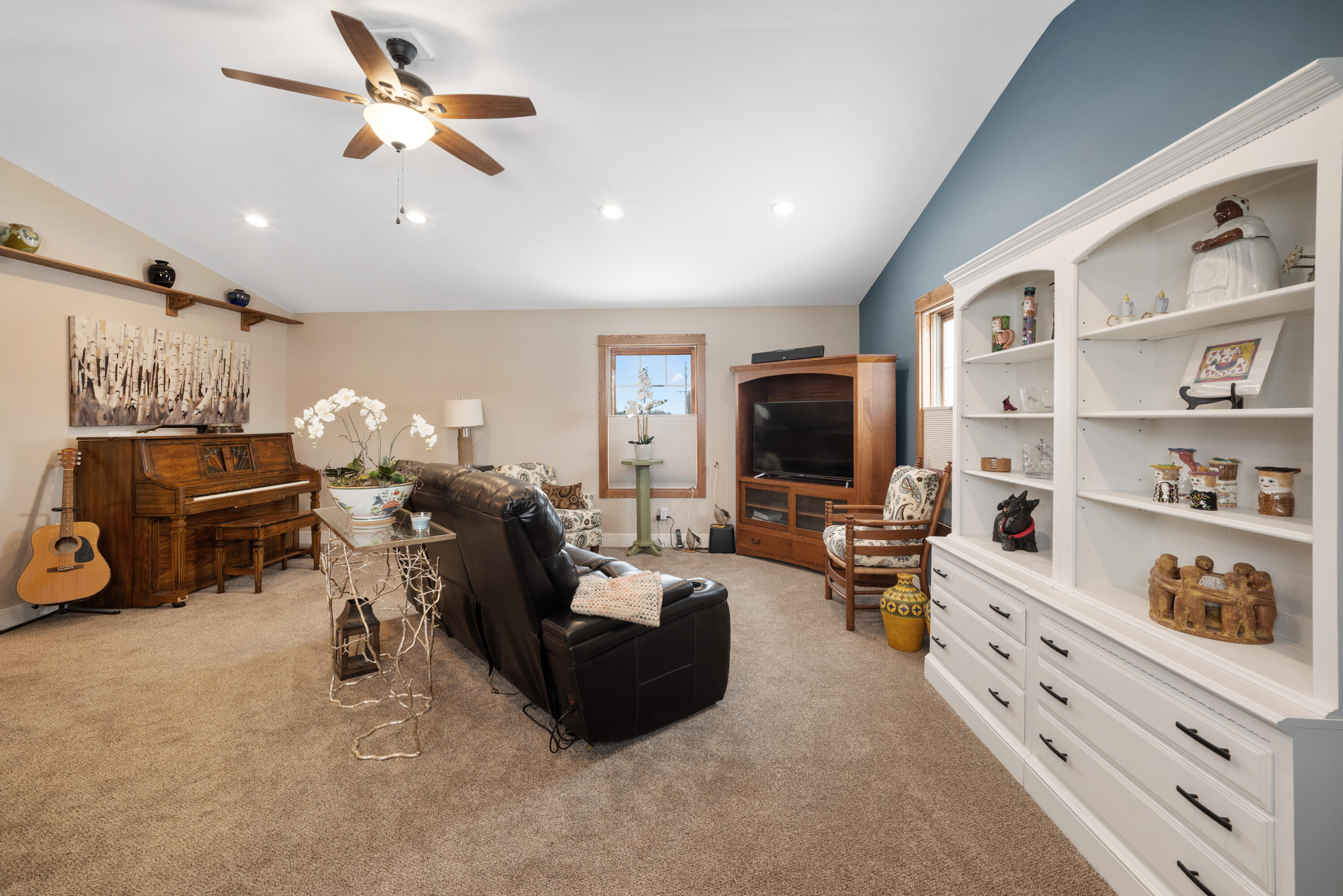 6163 North Meridian Road Hope, MI 48628 - Photo 16 of 25 16