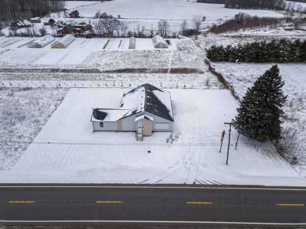 $250,000 | 6163 North Meridian Road, Hope, MI 48628