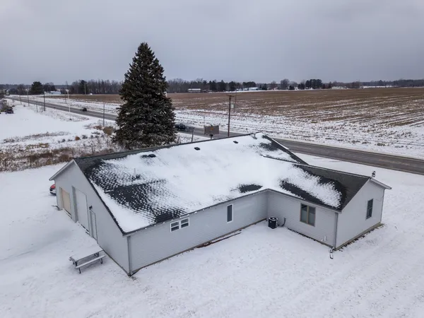 $250,000 | 6163 North Meridian Road, Hope, MI 48628