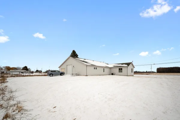 $250,000 | 6163 North Meridian Road, Hope, MI 48628