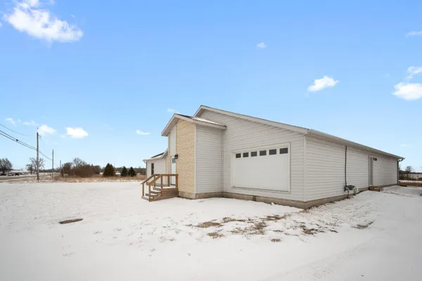$250,000 | 6163 North Meridian Road, Hope, MI 48628