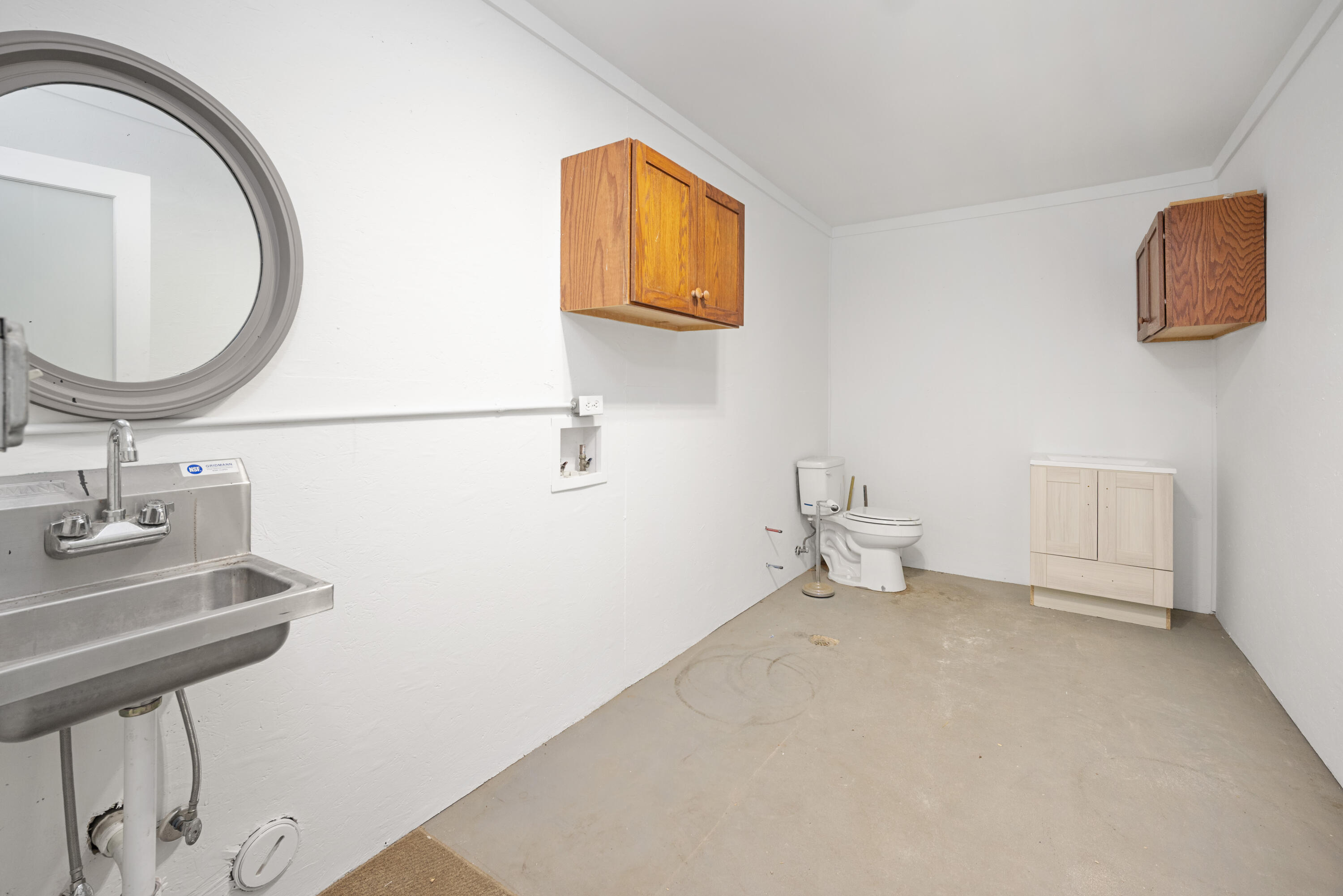 6163 North Meridian Road Hope, MI 48628 - Photo 10 of 25 10