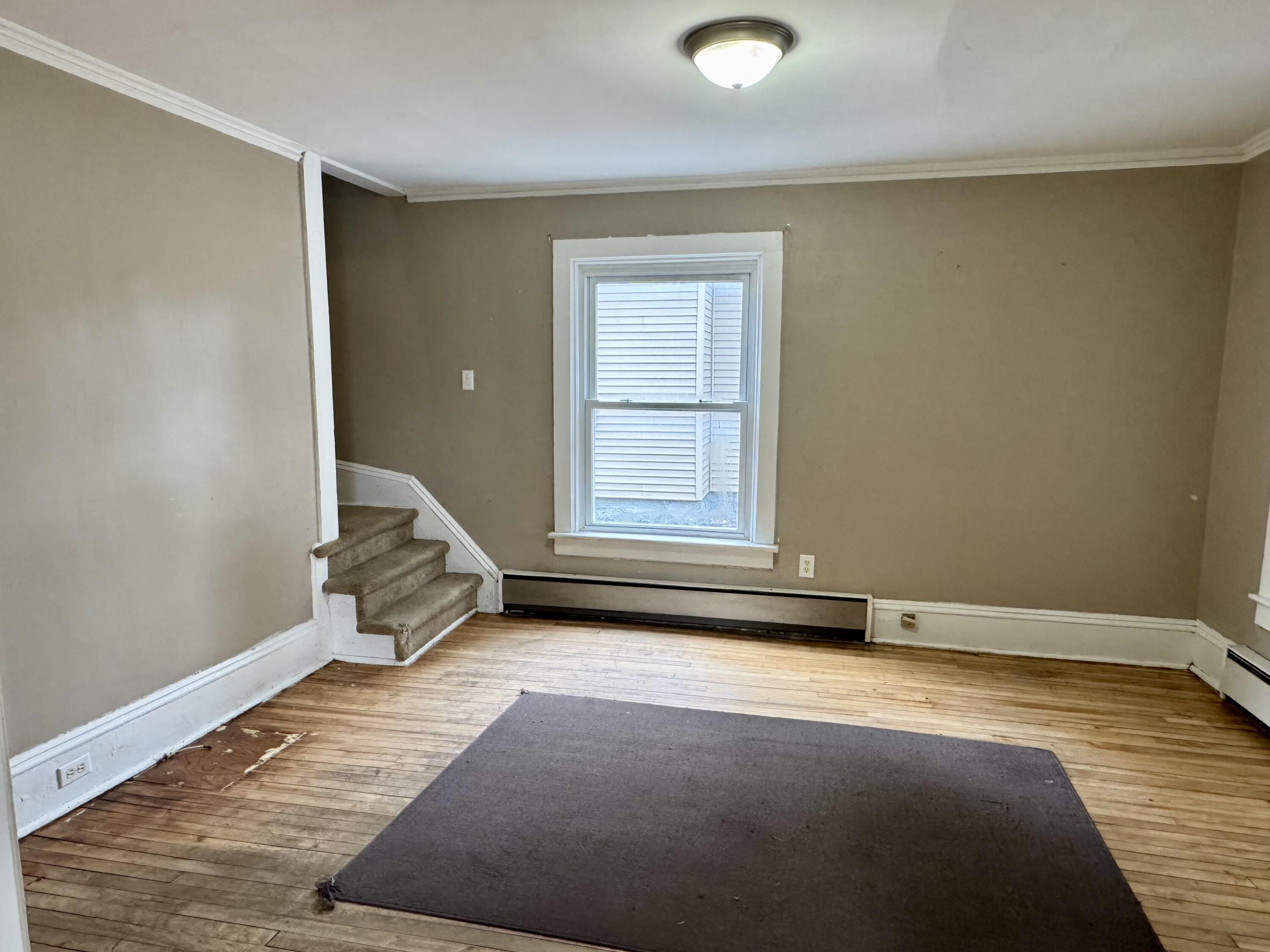 8 Lozier Place Plattsburgh, NY 12901 - Photo 2 of 17