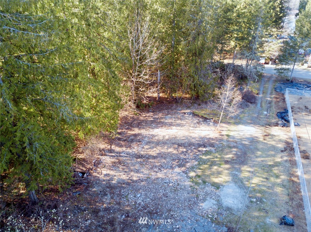 46734 Baker Loop Road Concrete, WA 98237 - Photo 3 of 14 Gallery Image 3