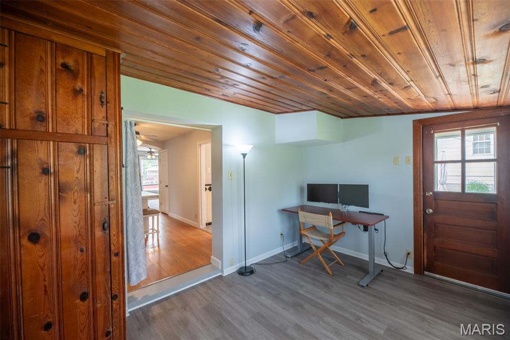 8030 Troost Avenue St. Louis, MO 63123 - Photo 5 of 56 Gallery Image 5