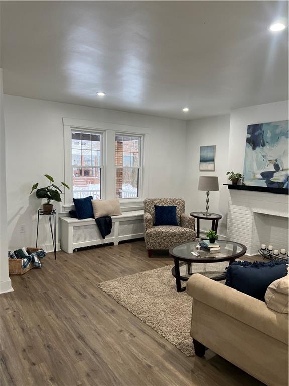5704 Rippey Street Pittsburgh, PA 15206 - Photo 3 of 28 Gallery Image 3