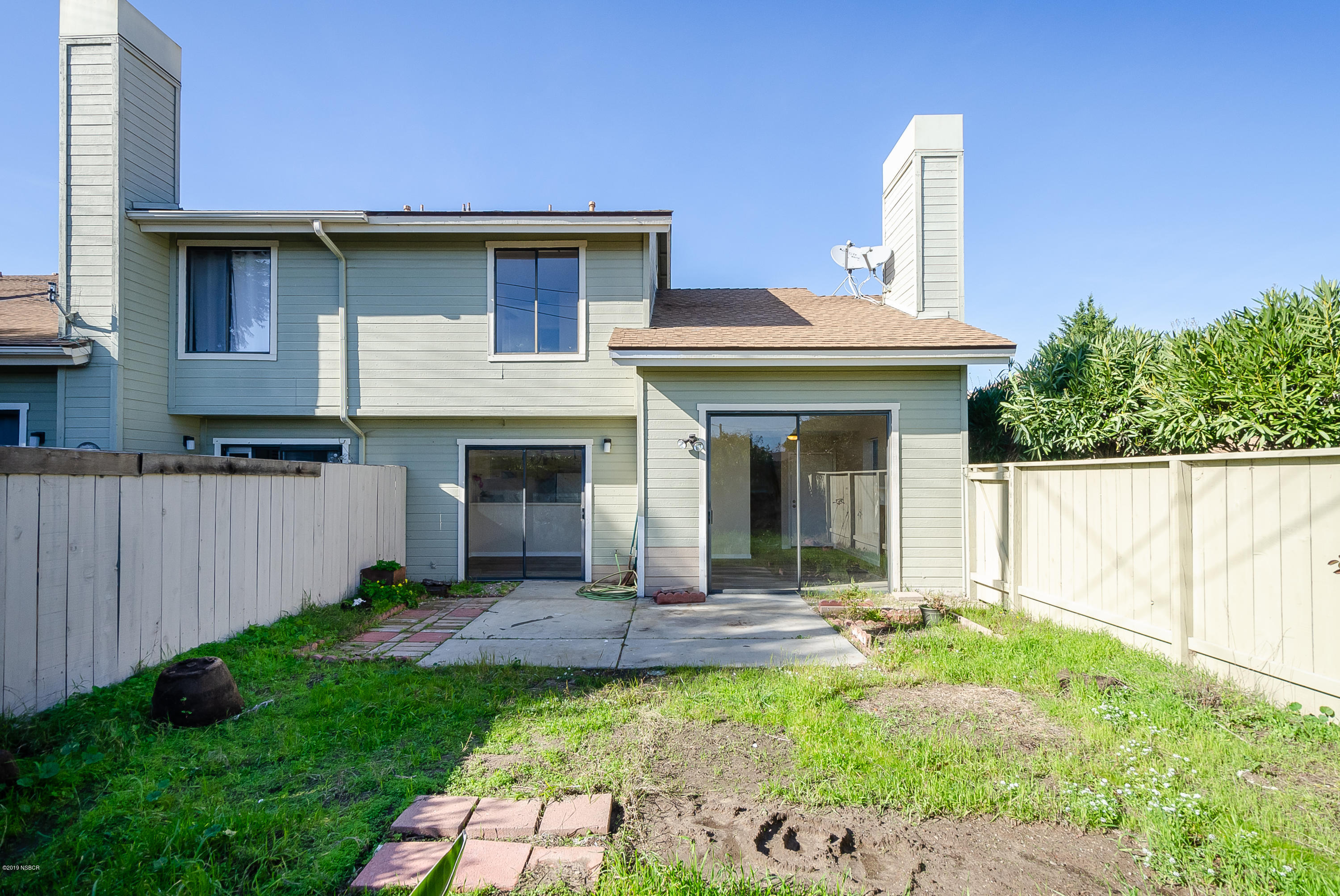 3642 Constellation Road Lompoc, CA 93436 - Photo 5 of 20 backyard
