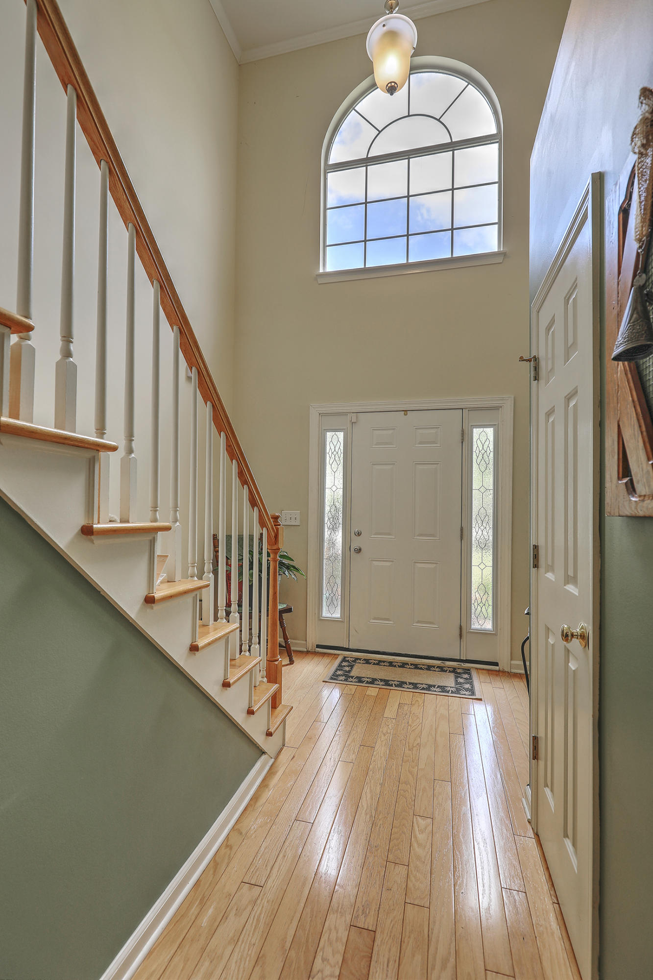 501 Pointe Of Oaks Road Summerville, SC 29485 - Photo 2 of 32 Foyer