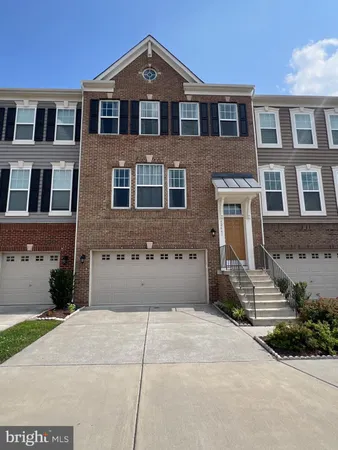 $3,500 | 42641 Oak Pk Square, Ashburn, VA 20148