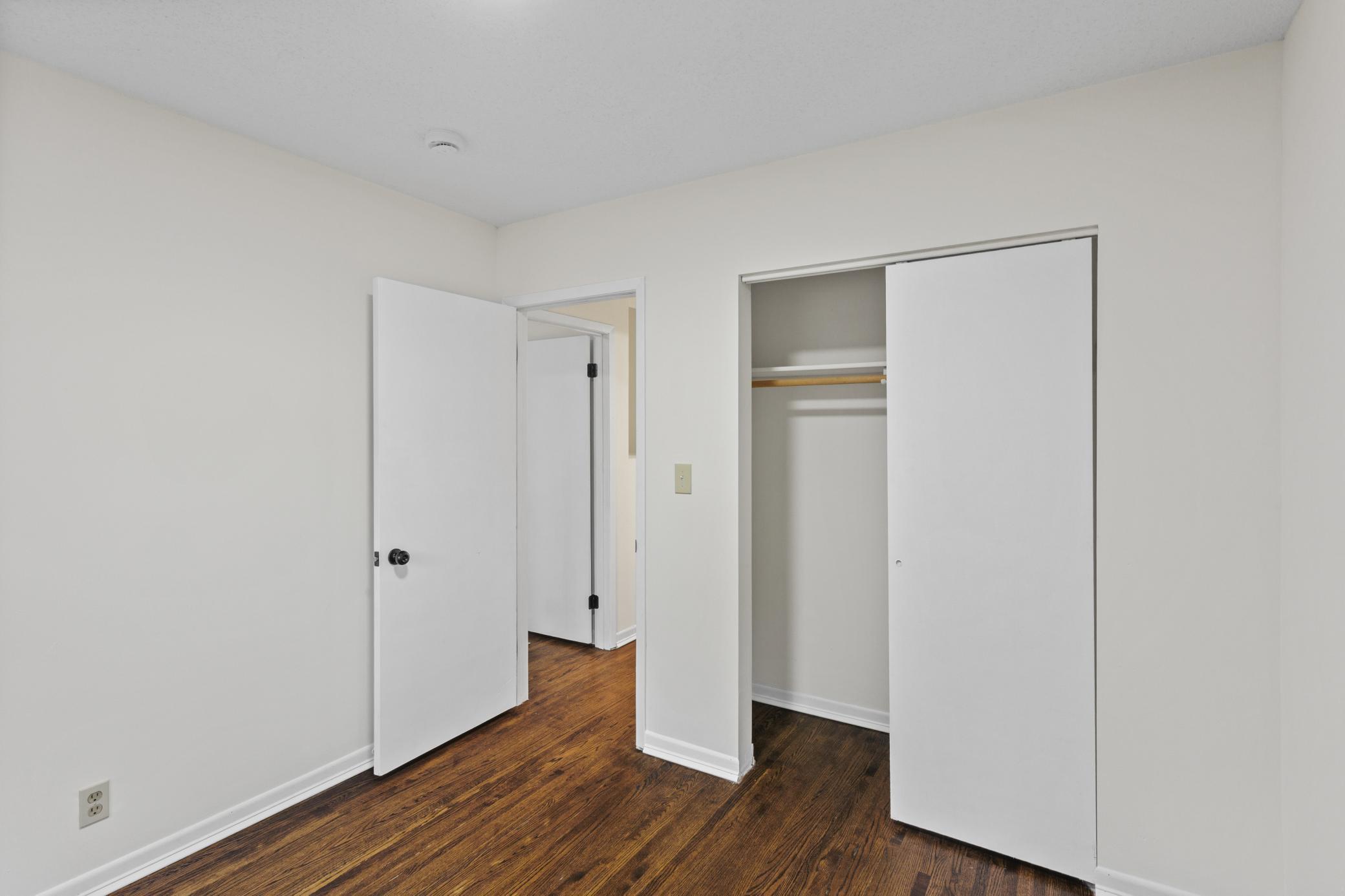 4933 Fremont Avenue North Minneapolis, MN 55430 - Photo 16 of 31