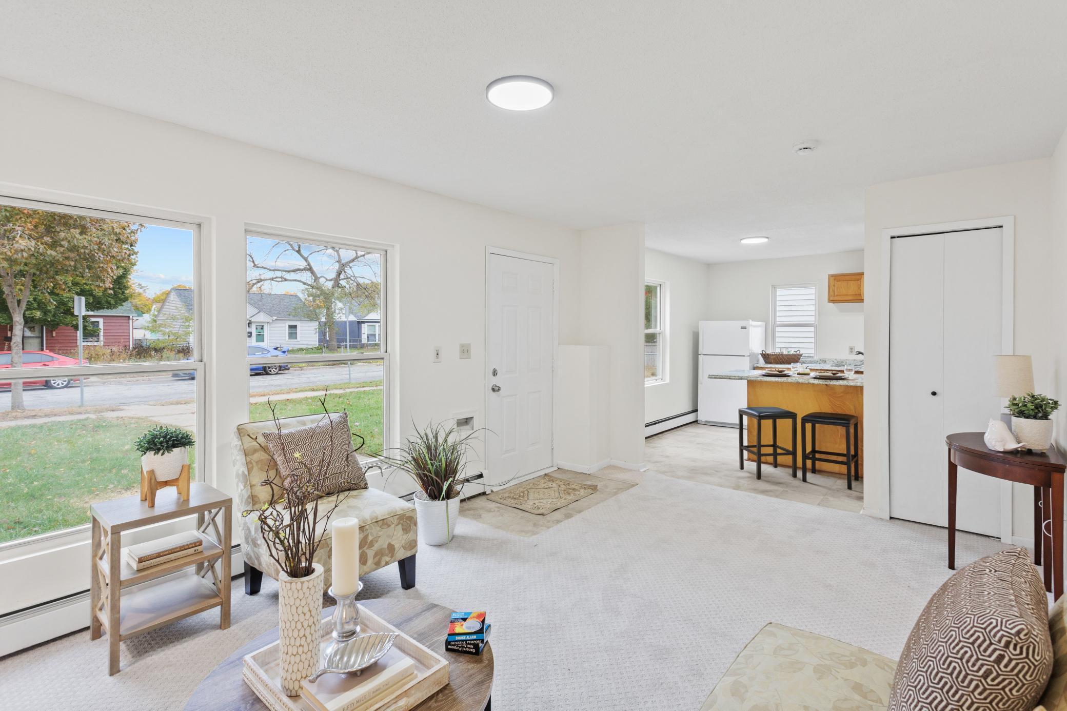 4933 Fremont Avenue North Minneapolis, MN 55430 - Photo 2 of 31