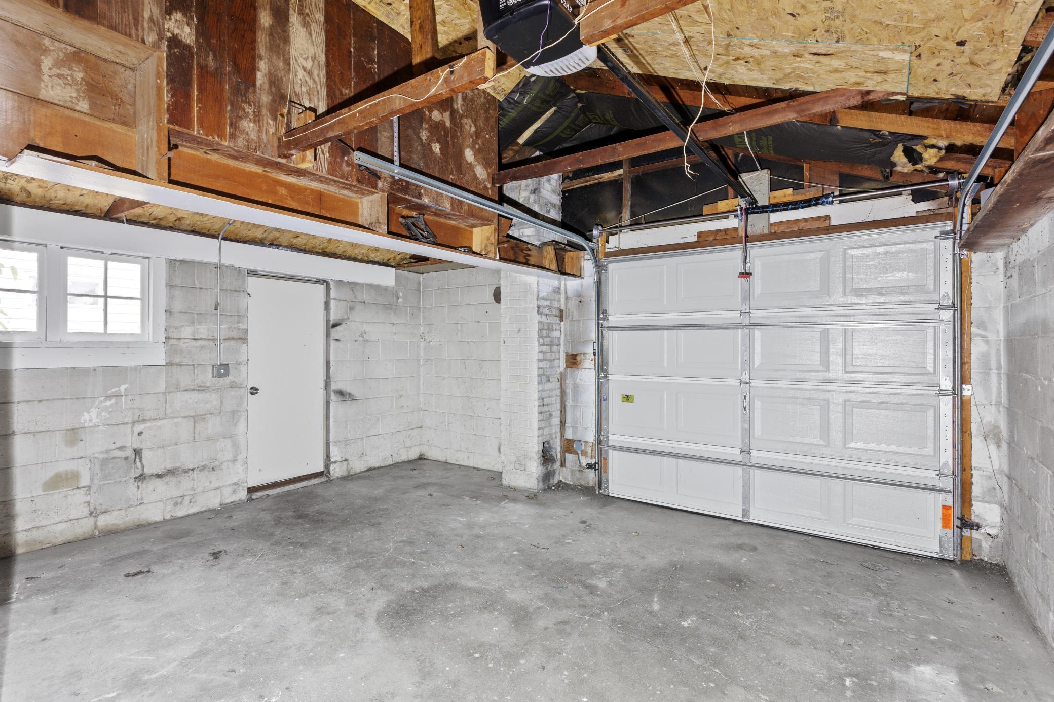 4933 Fremont Avenue North Minneapolis, MN 55430 - Photo 28 of 31