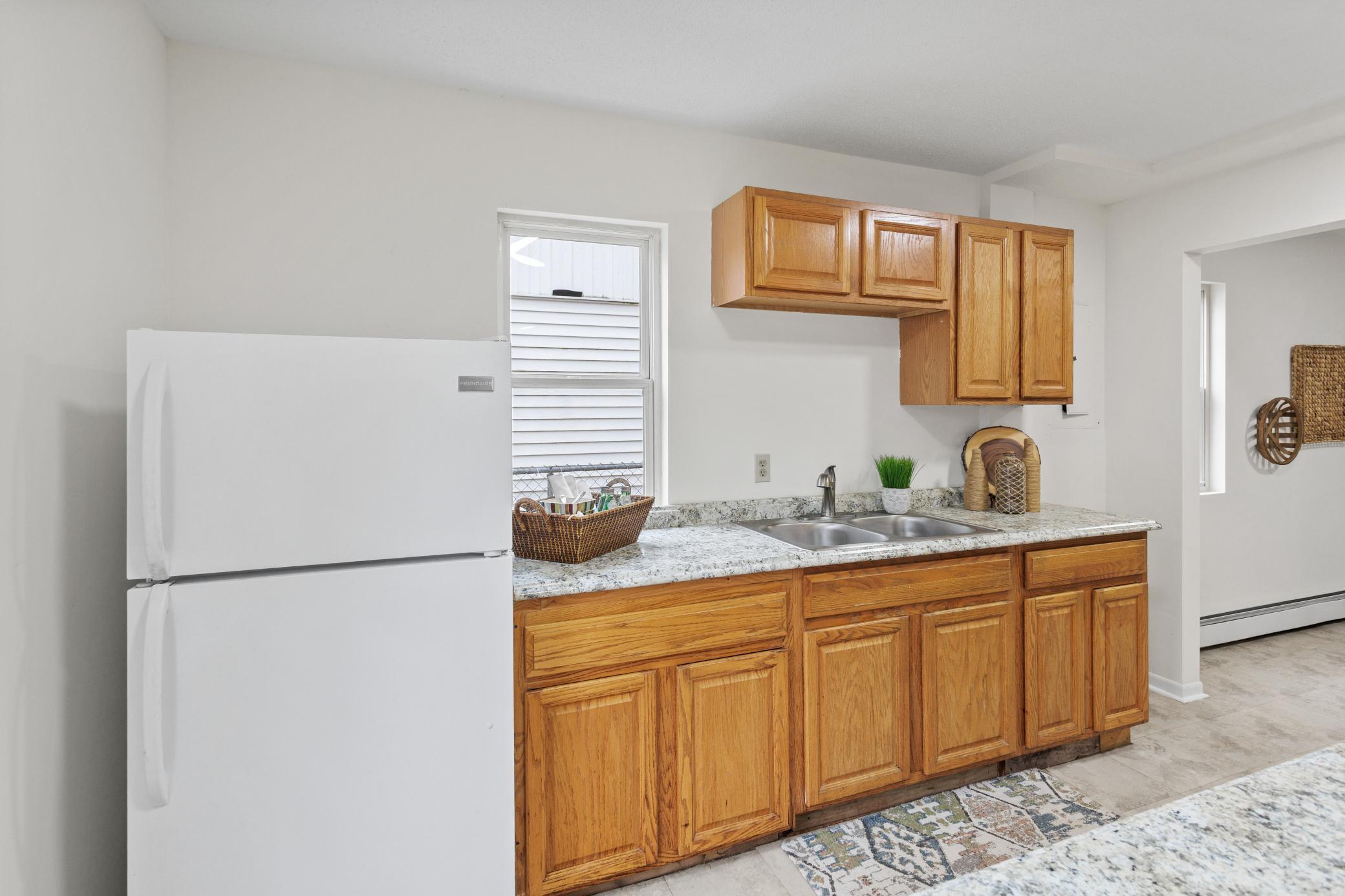 4933 Fremont Avenue North Minneapolis, MN 55430 - Photo 9 of 31