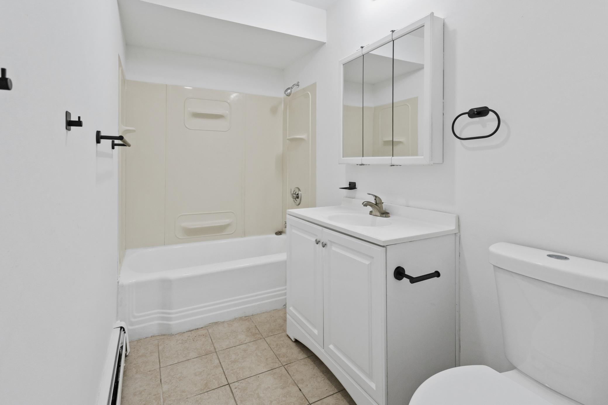 4933 Fremont Avenue North Minneapolis, MN 55430 - Photo 10 of 31