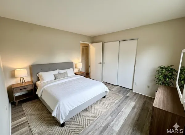 $915 | 31 South 27th Street, Unit C, Belleville, IL 62226