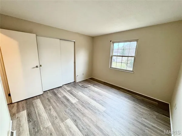 $915 | 31 South 27th Street, Unit C, Belleville, IL 62226