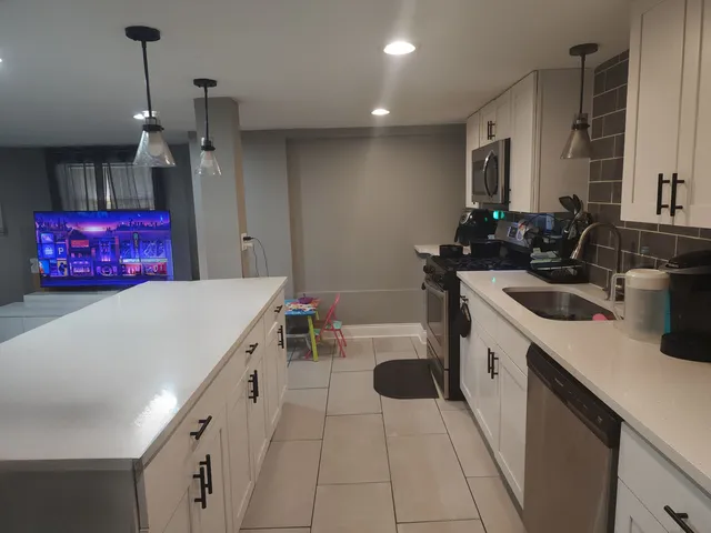 $499,000 | 4818 West Washington Boulevard, Chicago, IL 60644