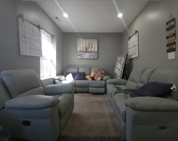 $499,000 | 4818 West Washington Boulevard, Chicago, IL 60644