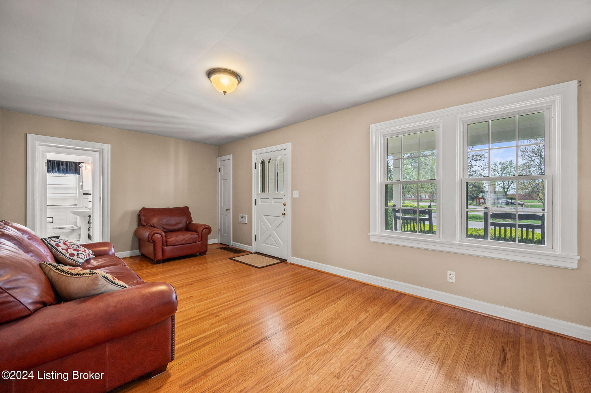 3007 Dundee Road Louisville, KY 40205 - Photo 9 of 40 9-web-or-mls-3007-dundee-rd