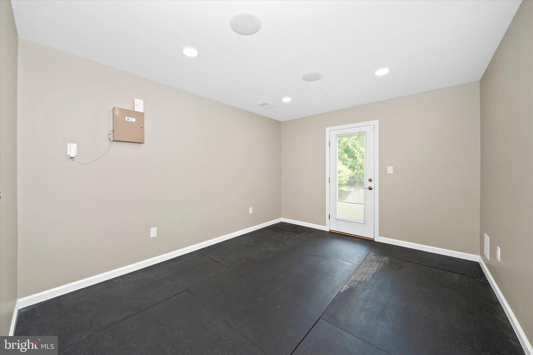 10 Chasmere Drive Kennett Square, PA 19348 - Photo 35 of 49 an empty room with a empty space and window