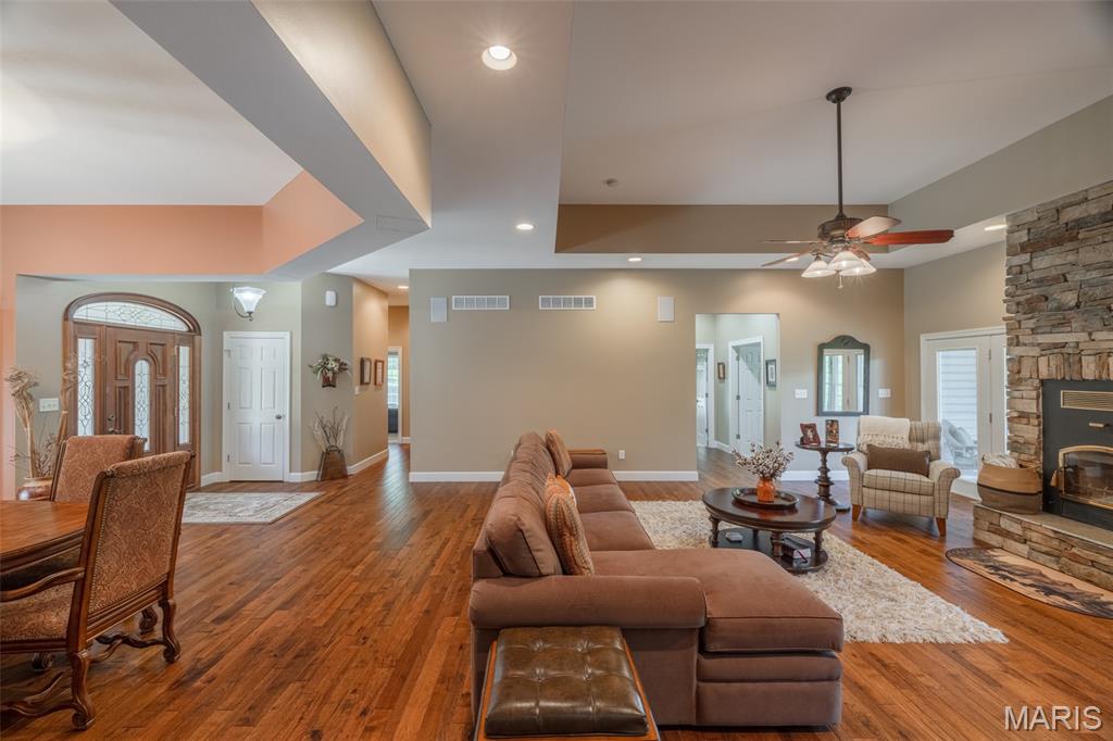 3840 Rooster Ridge Lane Defiance, MO 63341 - Photo 8 of 61