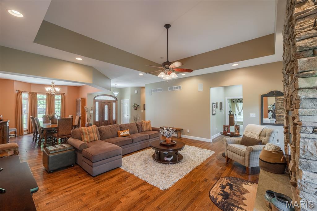 3840 Rooster Ridge Lane Defiance, MO 63341 - Photo 9 of 61