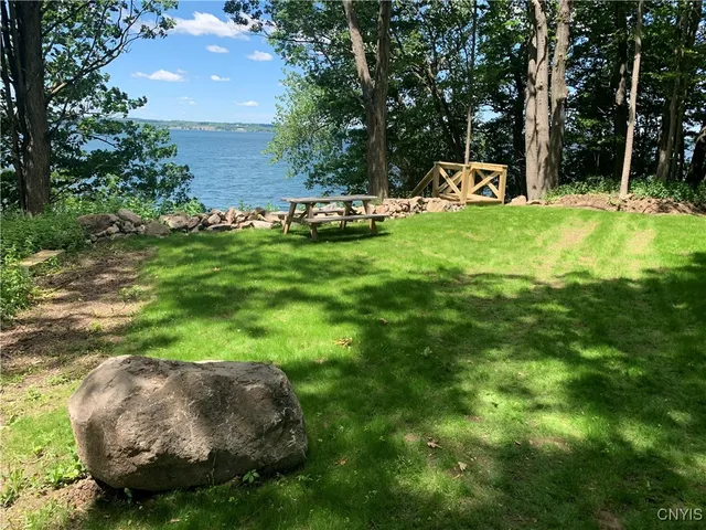 $1,000,000 | 3625 Highway 90, Ledyard, NY 13026