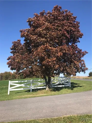 $1,000,000 | 3625 Highway 90, Ledyard, NY 13026