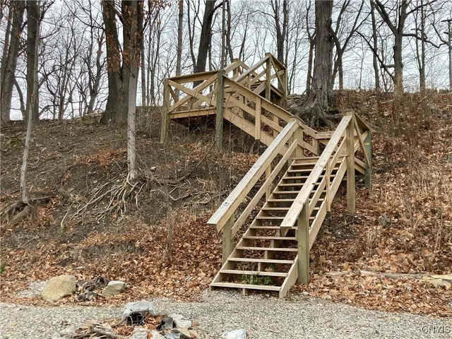 $1,000,000 | 3625 Highway 90, Ledyard, NY 13026