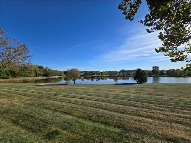 $325,000 | 17305 East 52nd Street South, Independence, MO 64055