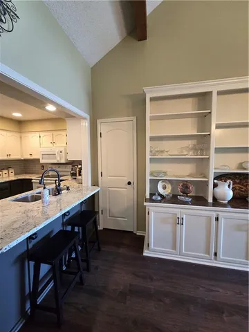 $325,000 | 17305 East 52nd Street South, Independence, MO 64055