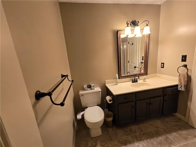 $325,000 | 17305 East 52nd Street South, Independence, MO 64055