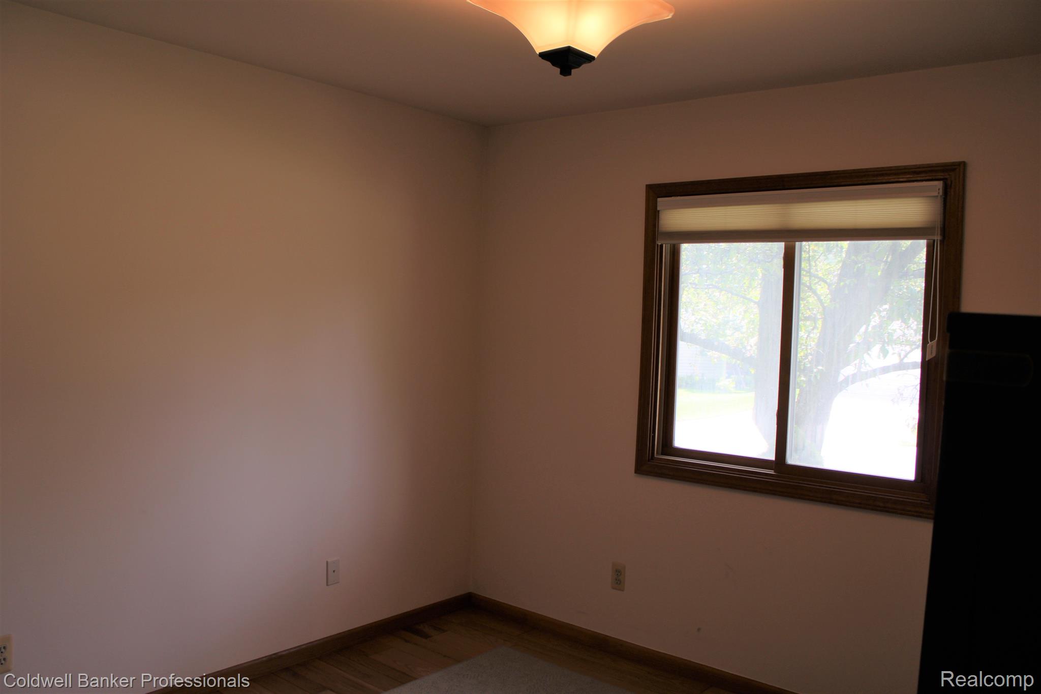 3460 Woodcrest Road Rochester, MI 48309 - Photo 15 of 22 Gallery Image 15